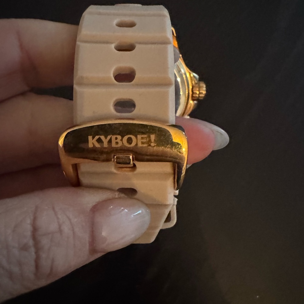 KYBOE Watch - Picture 9 of 10